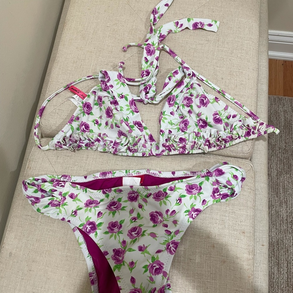 Betsy Johnson bikini set Size M